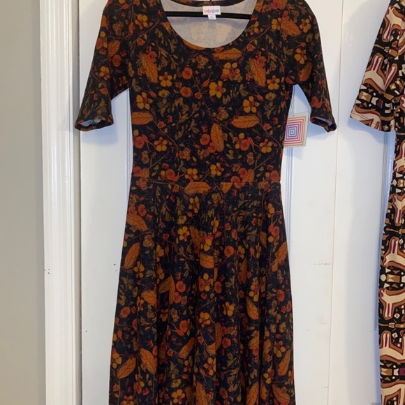 Lularoe size medium dress lot (one is new) - Picture 3 of 7